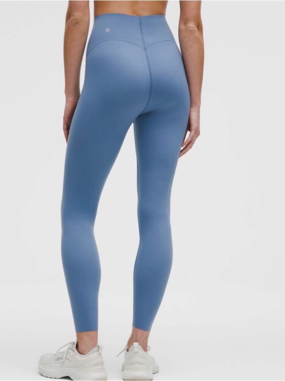 Lululemon Glow Up Super-High-Rise Tight 25"
Washed Denim